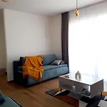 House Miki 빌라 Kakma