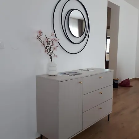 Vila House Miki Kakma